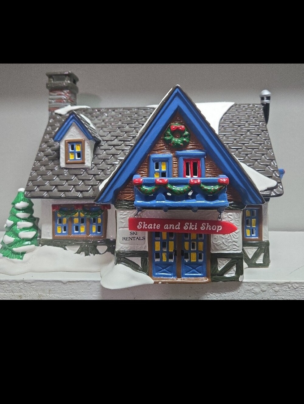 Department 56 Skate And Ski Shop
